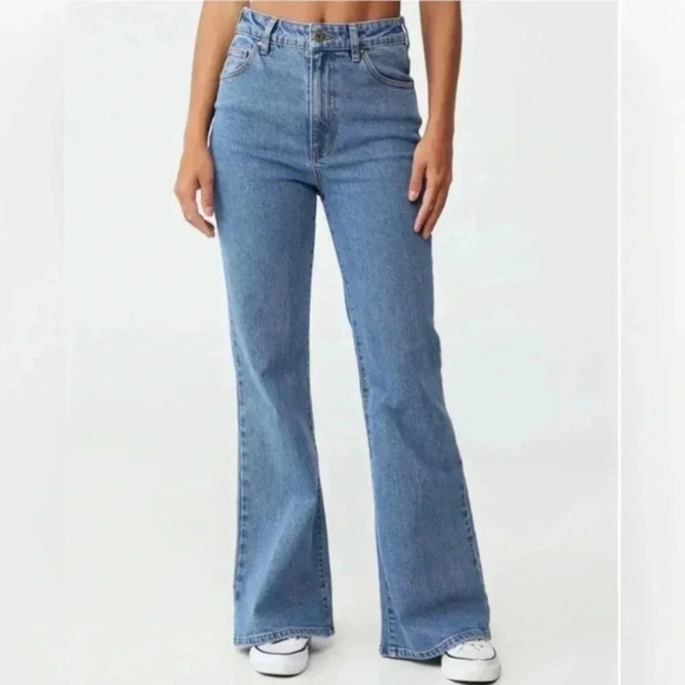 Cotton:On Women's Flare Jeans Size 14 Medium Wash light Blue Sits at Waistline